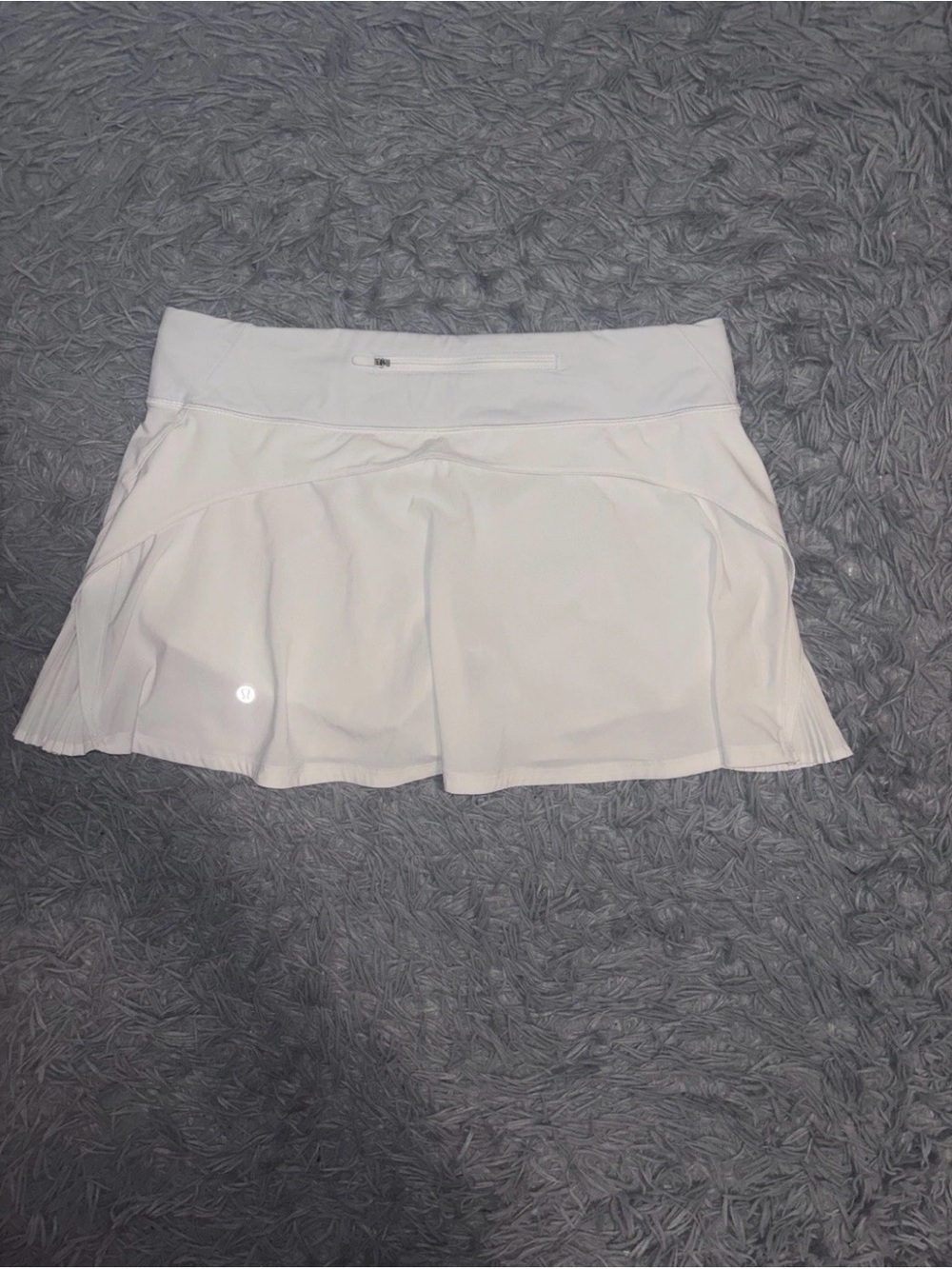 Lululemon Women Play Off The Pleats Skirt 13” Size 10 White LW8AA7S Skort Tennis